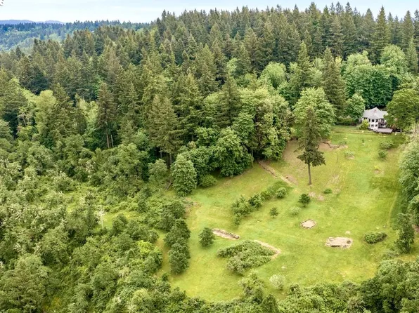 10585 Beutel Rd, Oregon City, OR 97045