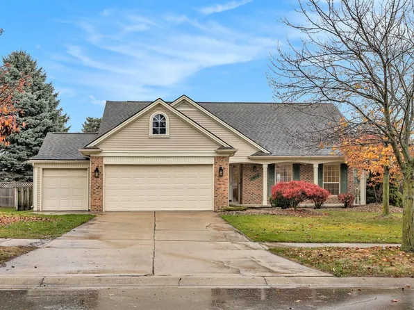 2909 Green Valley Dr, Ann Arbor, MI 48103