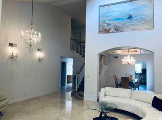 17034 Addison St, Encino, CA 91316