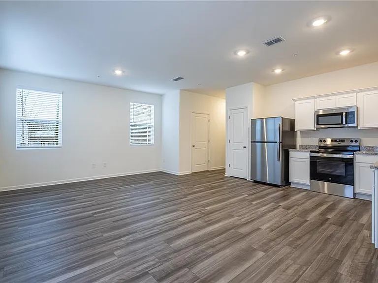 2010 Ayla Dr — Photo 9