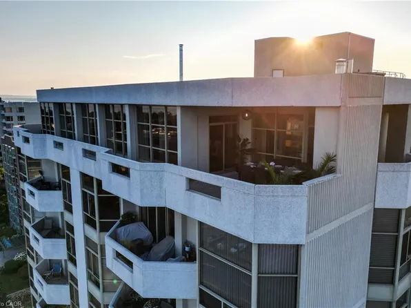 1237 N Shore Blvd E #1201, Burlington, ON L7S 2H8