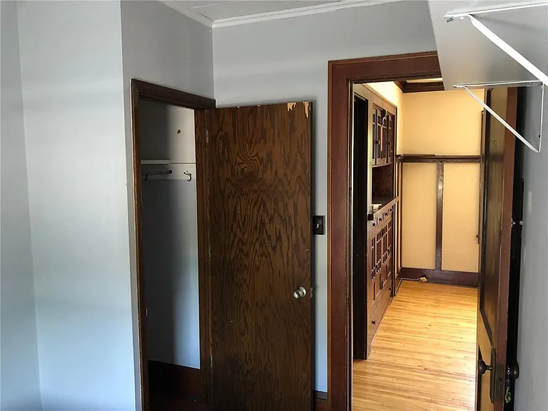 824 Aldine St #2 — Photo 6