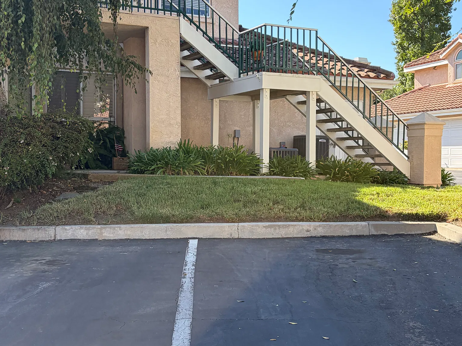 2 bed, 1280 sqft, $3,450 — Photo 2