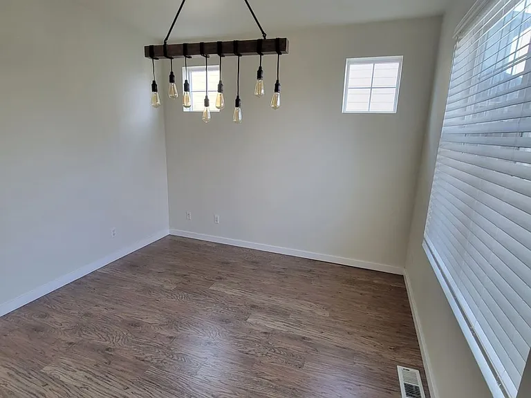 3520 Preston St NE — Photo 4