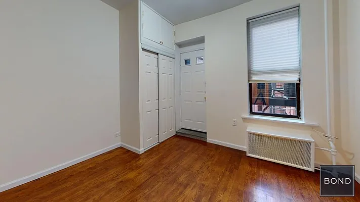 Rented by Bond New York | media 6