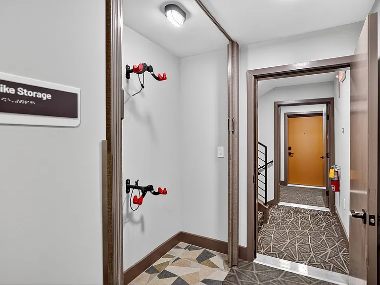 2440 Ontario Rd NW #9 — Photo 17