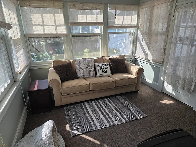 15 Fairview Ave — Photo 5
