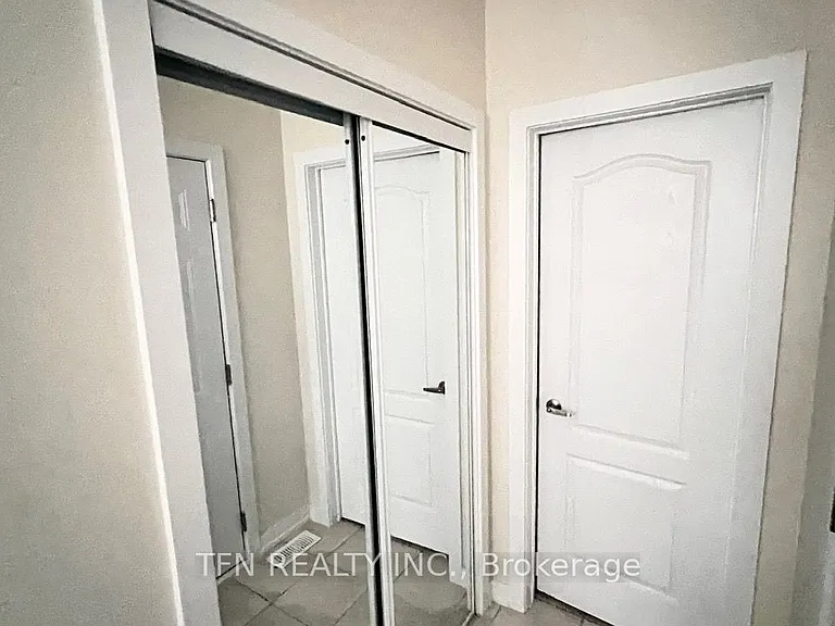 Sundin Dr — Photo 38