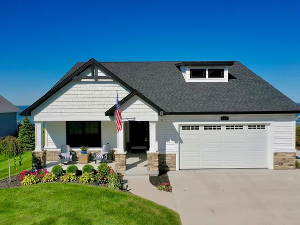 4888 W Houghton Lake Dr, Houghton Lake, MI 48629