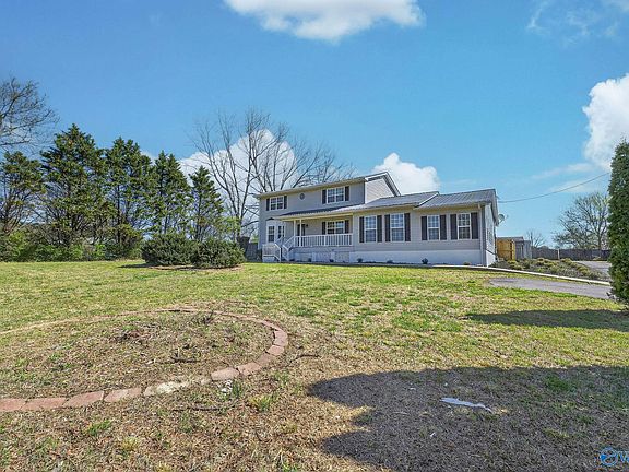 3rd image of 5505 Georgia Mountain Rd