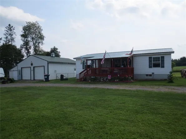 7098 Bauer Van Wickle Rd, Lyons, NY 14489