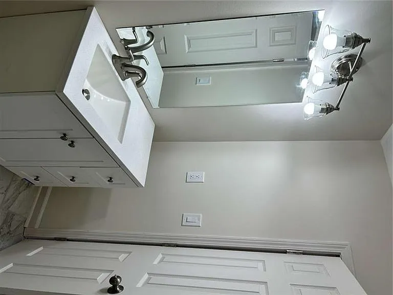 4642 Elmhurst Dr — Photo 22