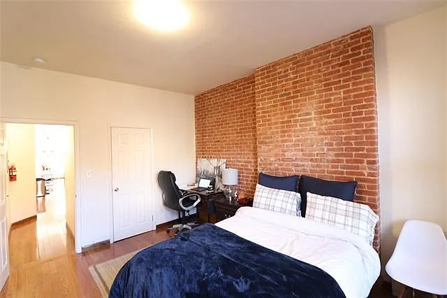 927 Willow Ave #4 — Photo 11