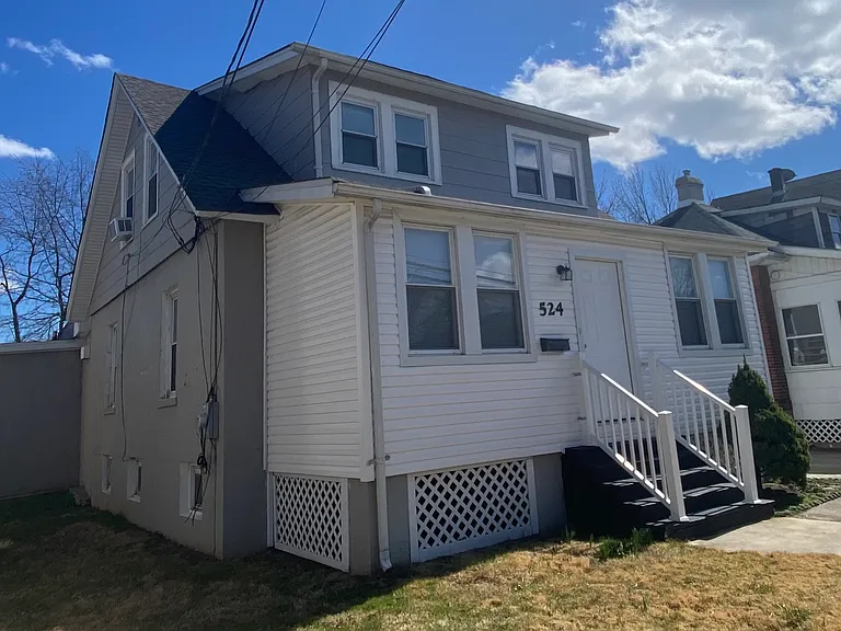 524 Vosseller Ave — Photo 5