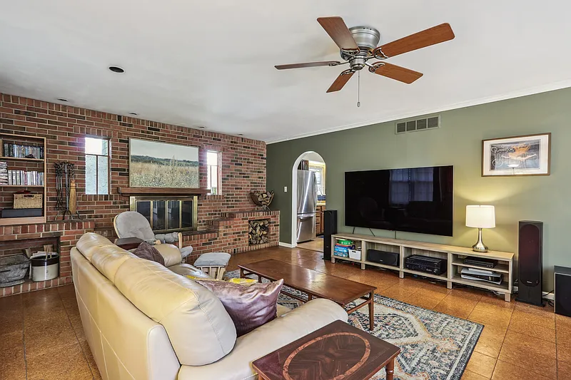Thumbnail 18
