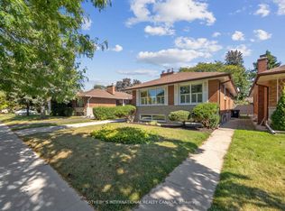 14 Laurelwood Cres, Toronto, ON M9P 1L5