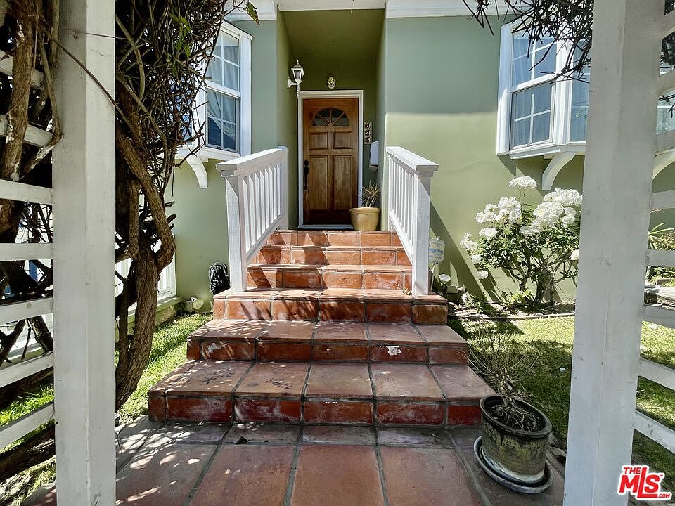 835 8th St, Hermosa Beach, CA 90254 MLS 23262129 Zillow