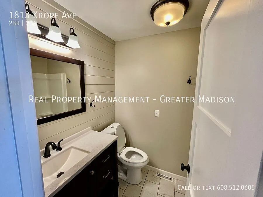 Amazing Home for Roommates - 2 of Everything! — Photo 4