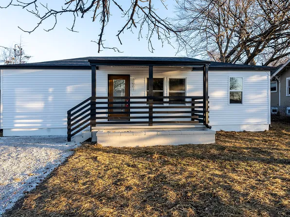 2661 E Division Street, Springfield, MO 65803