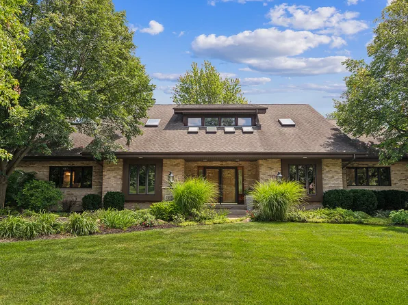 19653 S Regan Rd, New Lenox, IL 60451