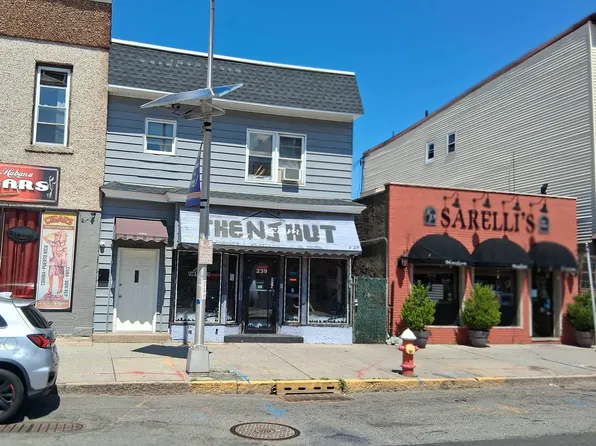 239 Broadway, Bayonne, NJ 07002