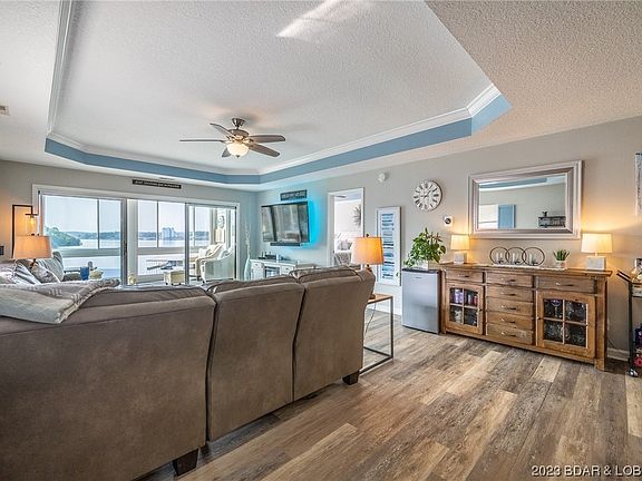 4th image of 243 Charleston Dr #3A