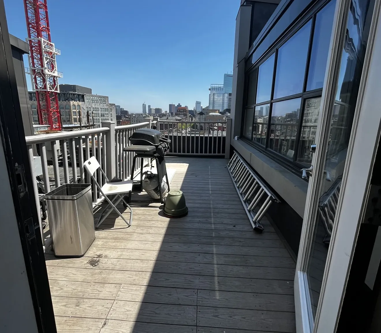 2 bed, 1200 sqft, $5,600 — Photo 1