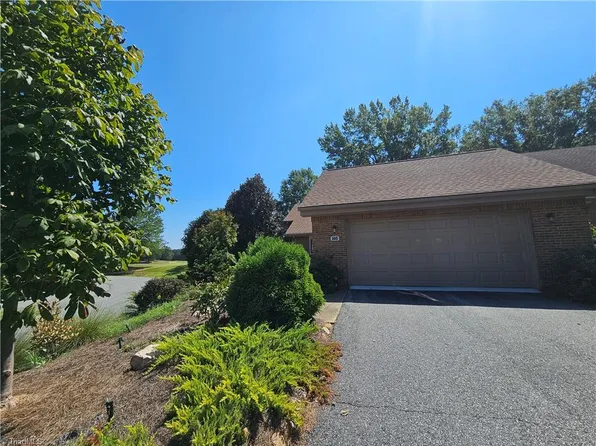 105 Willowbrook Pl, Bermuda Run, NC 27006