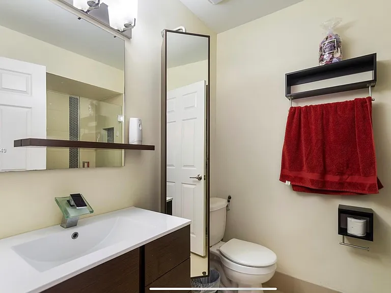2561 W 60th Pl #102-1 — Photo 7