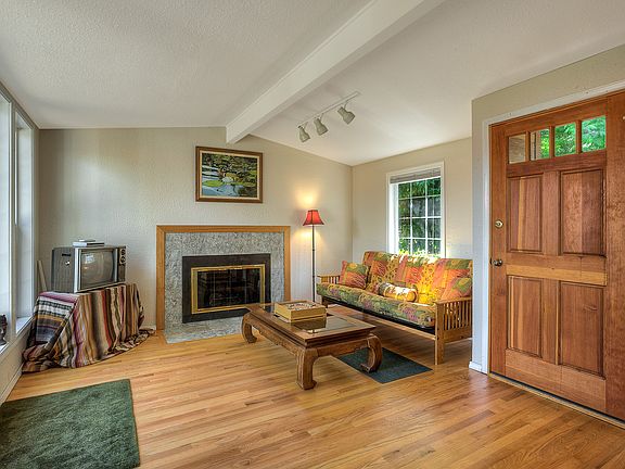3rd image of 10713 E Lake Joy Dr