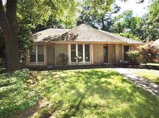 3015 Falling Brook Dr, Kingwood, TX 77345