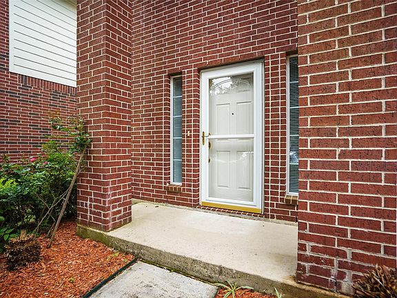 4th image of 13915 Maleewan Ln