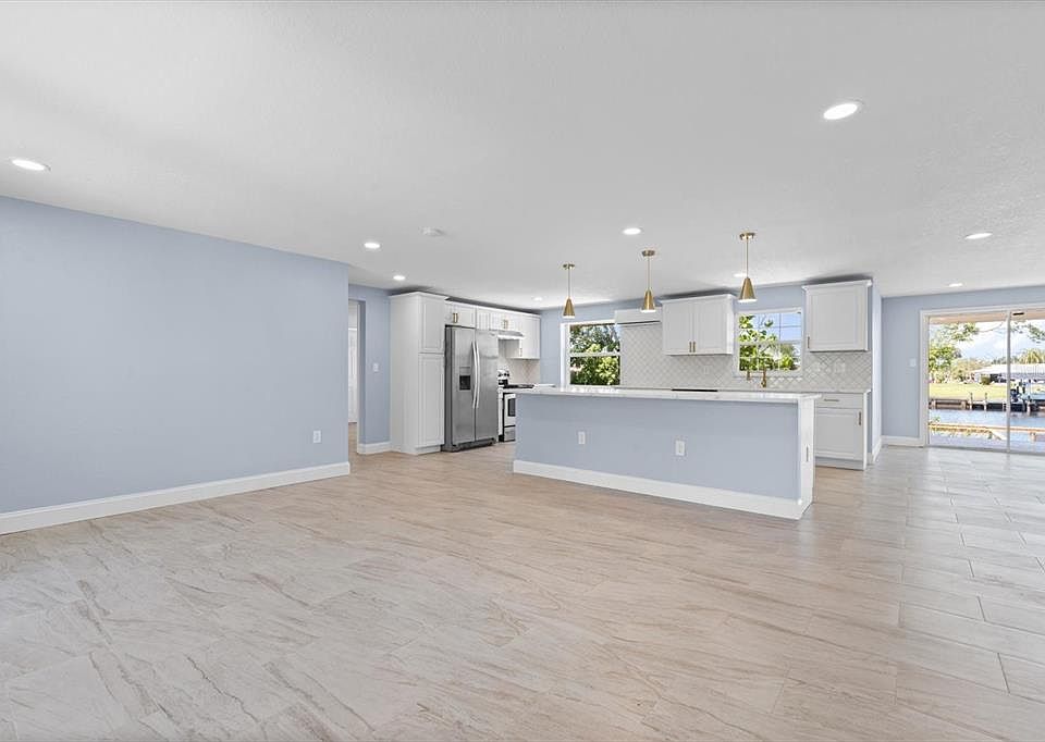 6912 Kenwood Dr, North Port, FL 34287 | MLS #A4666358 | Zillow