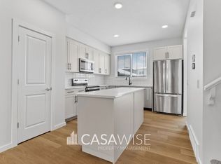 8127 228th St NW, Edmonton, AB T5T 4N5