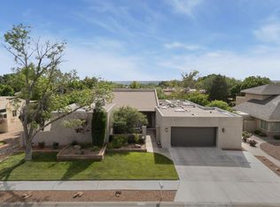 6013 Papaya Pl NE, Albuquerque, NM 87111