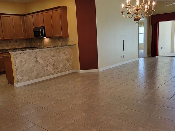 4th image of 6079 Benevento Dr