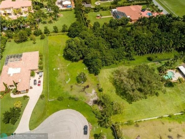 11701 NW 11th St, Plantation, FL 33323