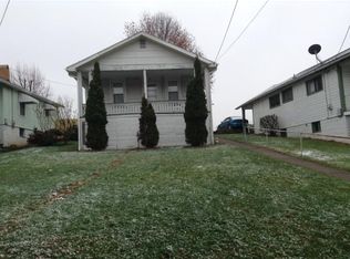 4 Oak Ave, Moundsville, WV 26041