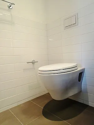 Rented by J Misrahi Realty Corp | media 32