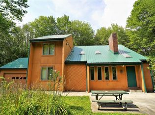 45 Kendall Park Rd, Peninsula, OH 44264