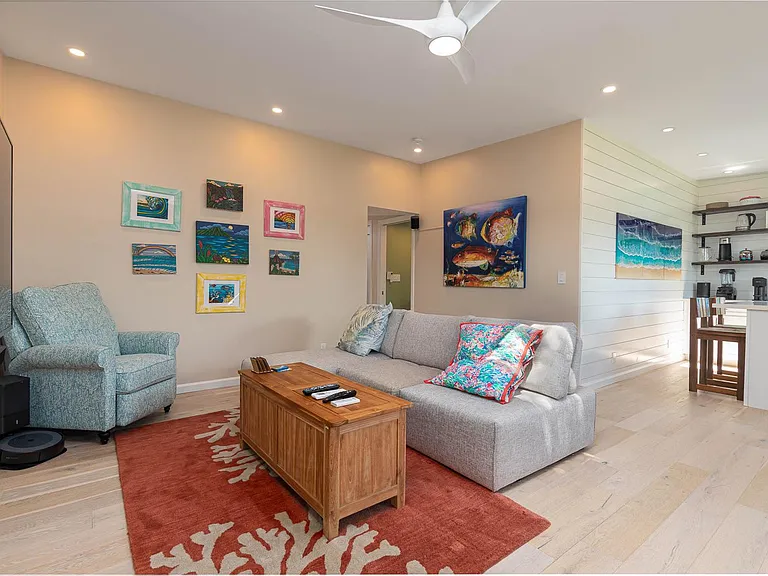 425 N Kalaheo Ave — Photo 4