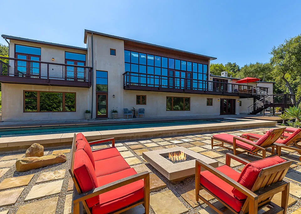 622 Cowles Rd