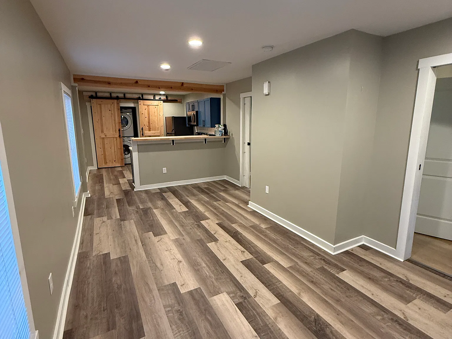 2 bed, 600 sqft, $1,300 — Photo 4