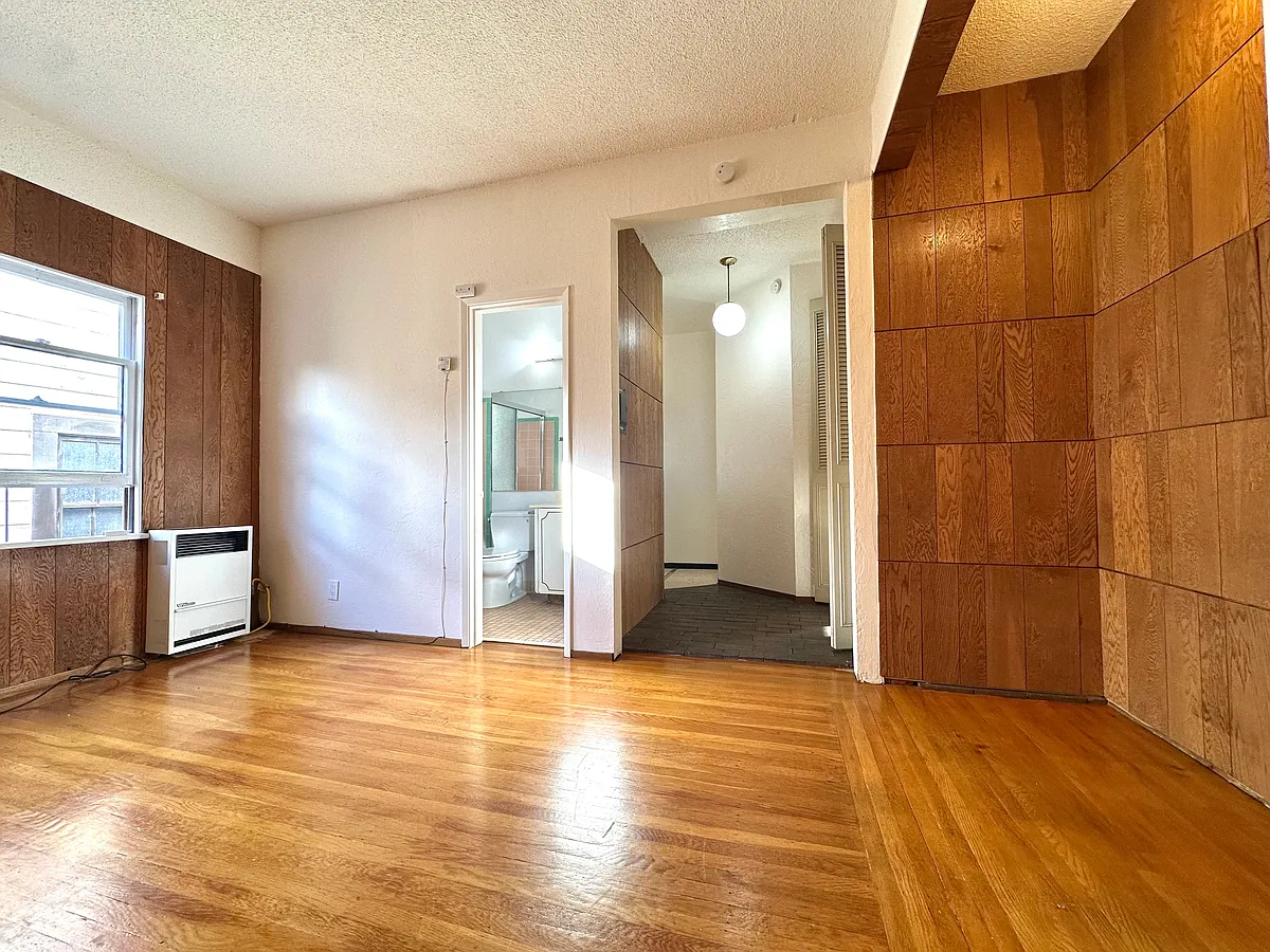 Photo 2 of 13 - 2717 Channing Way #16-B - Berkeley, CA Building Photo - 2717 Channing Way #16-B