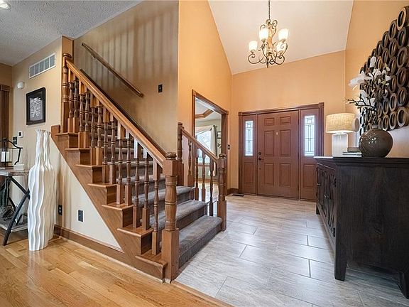 3rd image of 4931 Kilkenny Ct