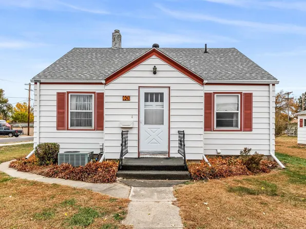 401 N 5th Ave, Canistota, SD 57012