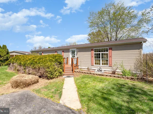 4125 Leah Ave, Dover, PA 17315