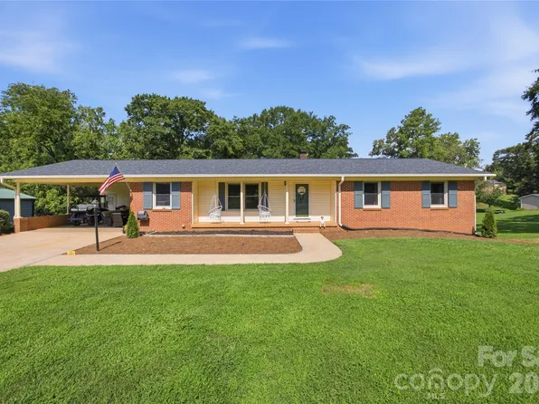 1002 Brookhaven Dr, Shelby, NC 28152