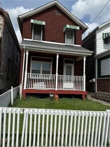 212 Munson Ave, Mc Kees Rocks, PA, 15136