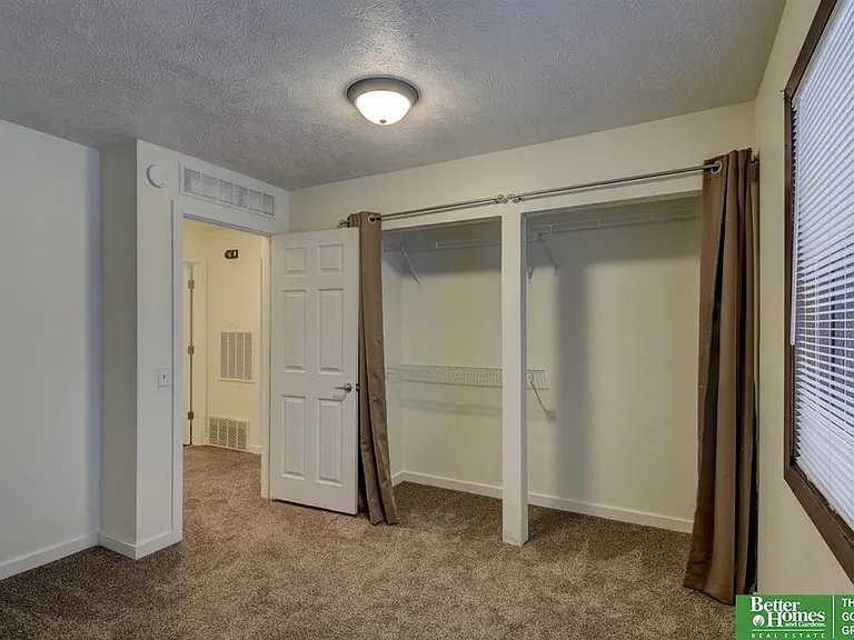 4801 Seward St #1 — Photo 5
